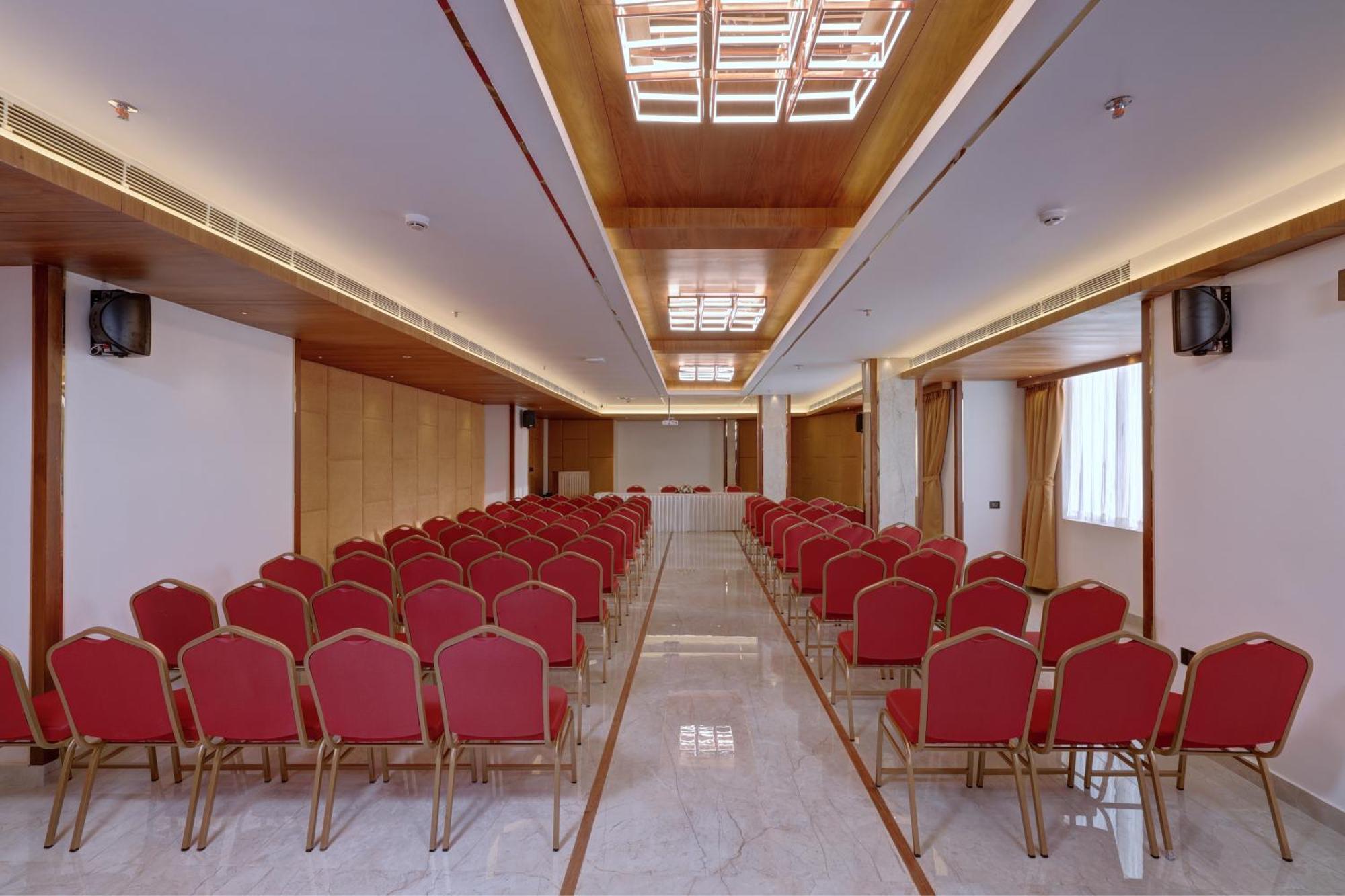 Hotel Cordial Sopanam Thiruvananthapuram Ngoại thất bức ảnh
