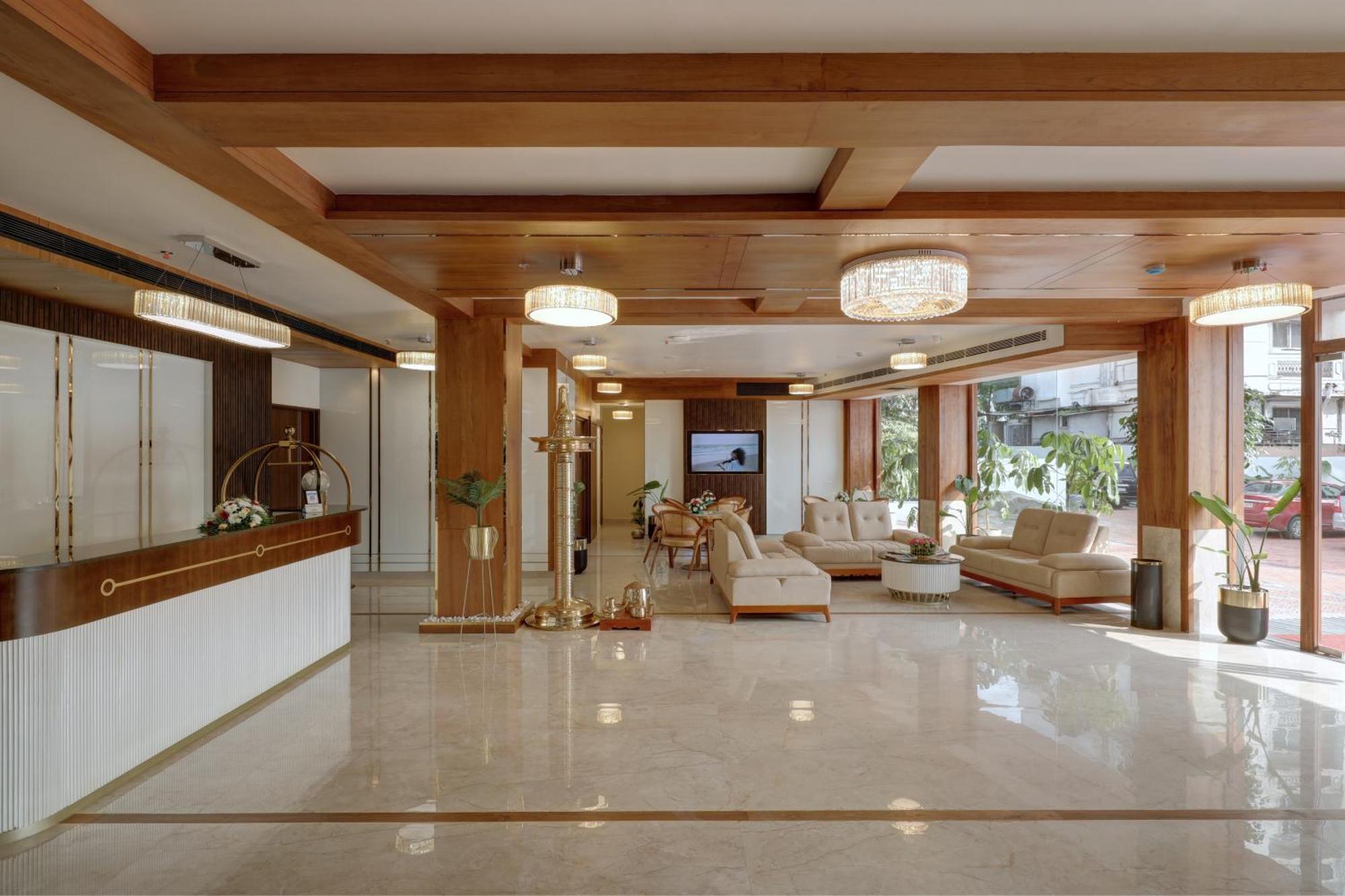 Hotel Cordial Sopanam Thiruvananthapuram Ngoại thất bức ảnh