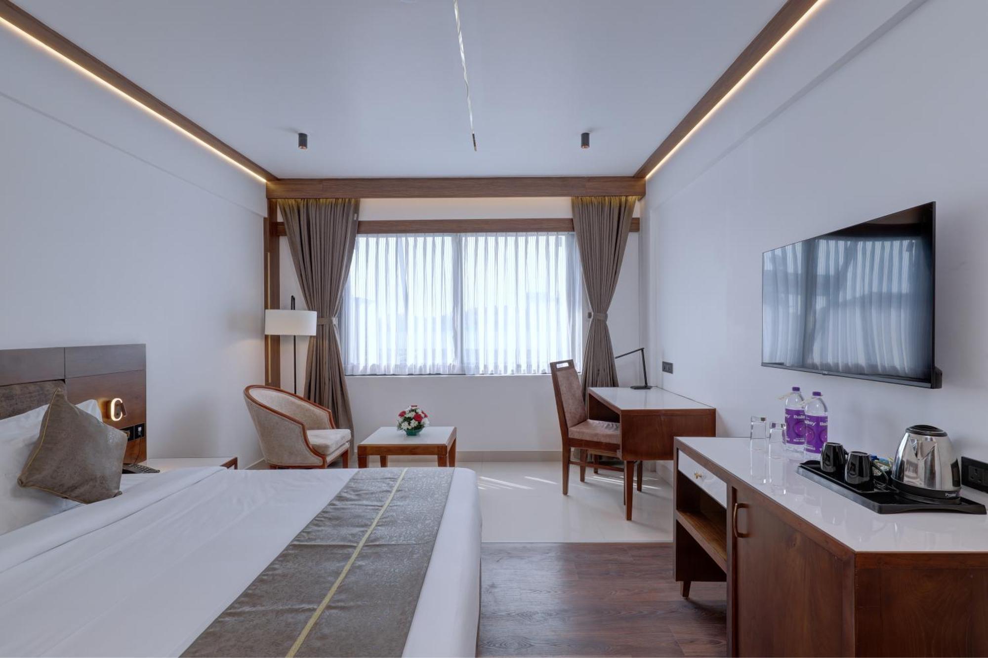 Hotel Cordial Sopanam Thiruvananthapuram Ngoại thất bức ảnh