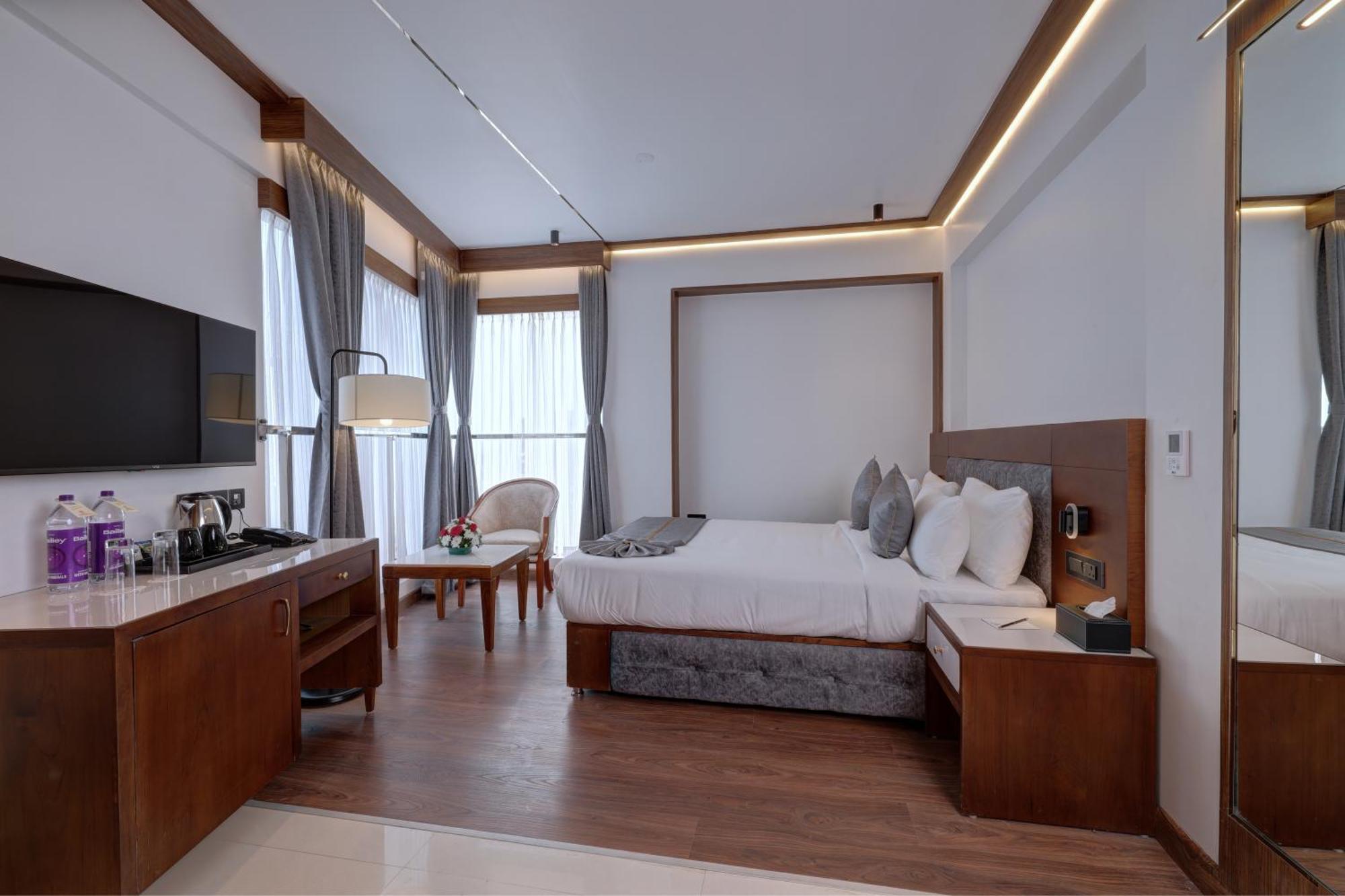 Hotel Cordial Sopanam Thiruvananthapuram Ngoại thất bức ảnh