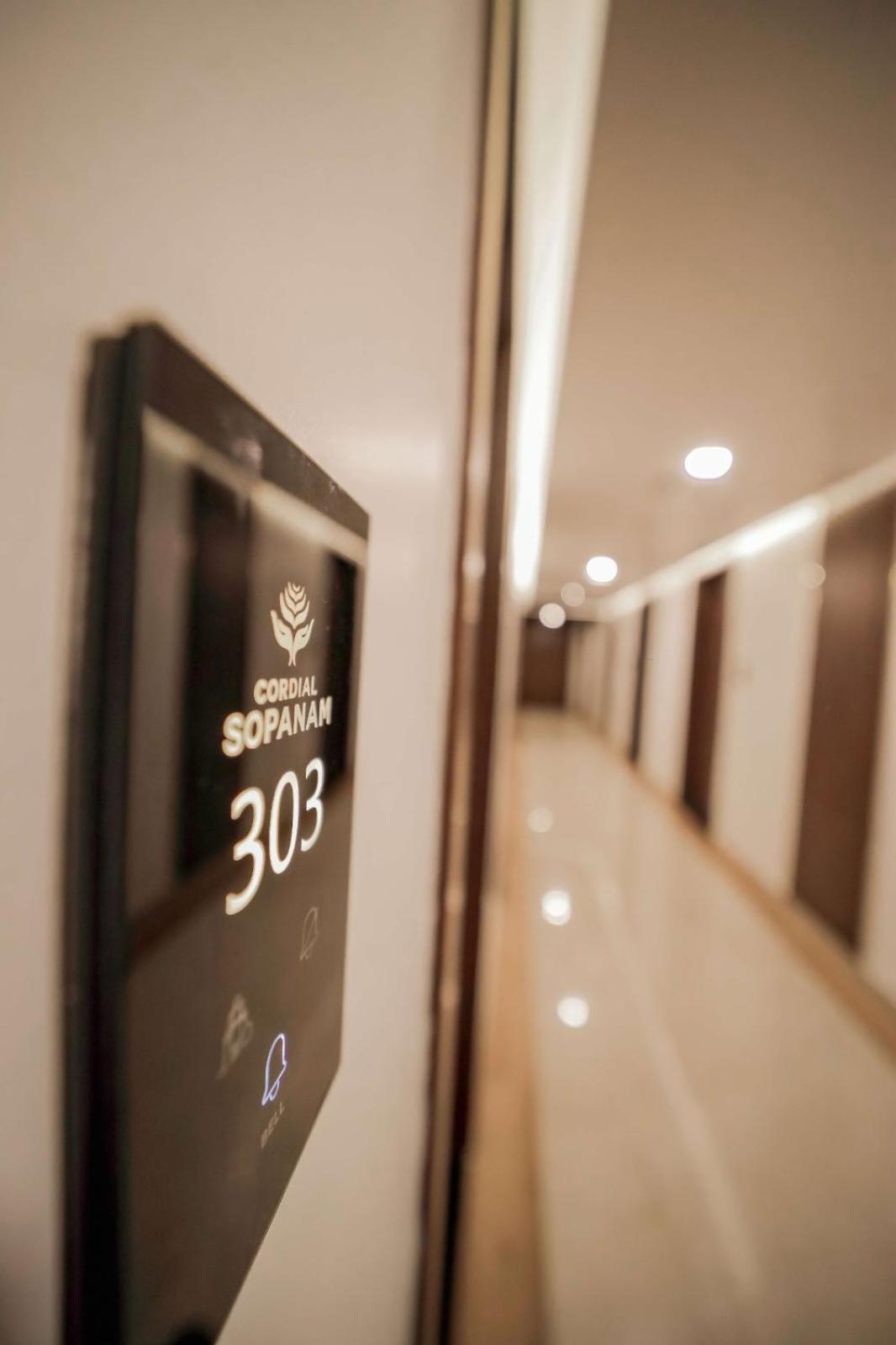 Hotel Cordial Sopanam Thiruvananthapuram Ngoại thất bức ảnh