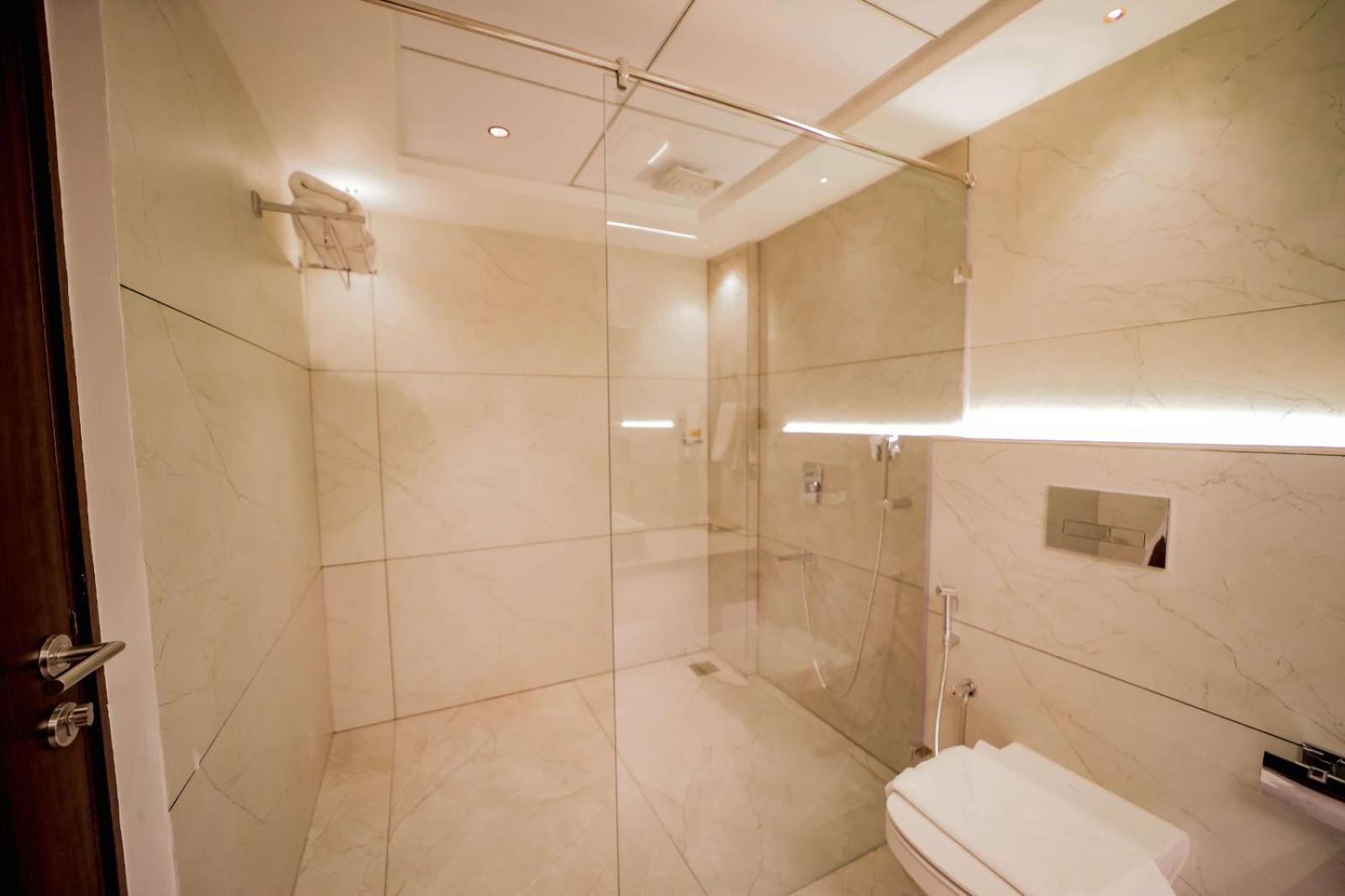 Hotel Cordial Sopanam Thiruvananthapuram Ngoại thất bức ảnh