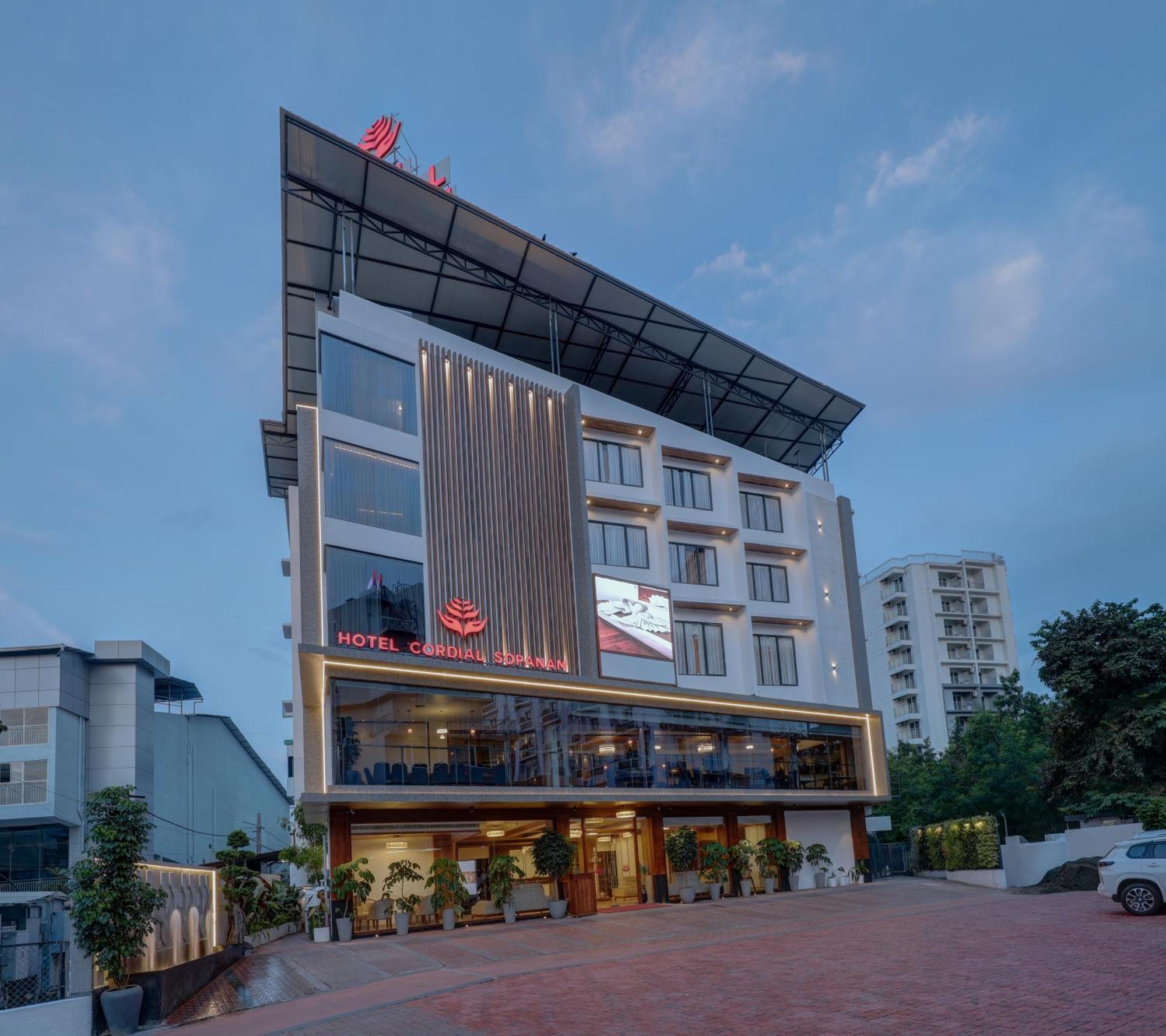 Hotel Cordial Sopanam Thiruvananthapuram Ngoại thất bức ảnh